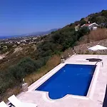 Elleysi, Bellapais Villa Kazaphani