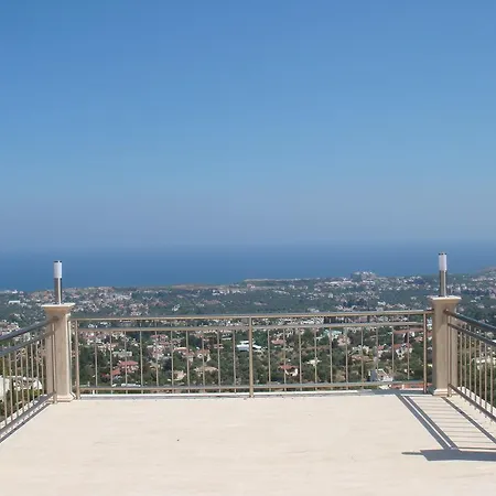 Villa Elleysi