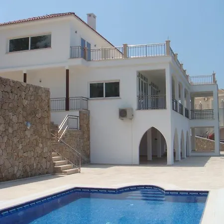 Villa Elleysi